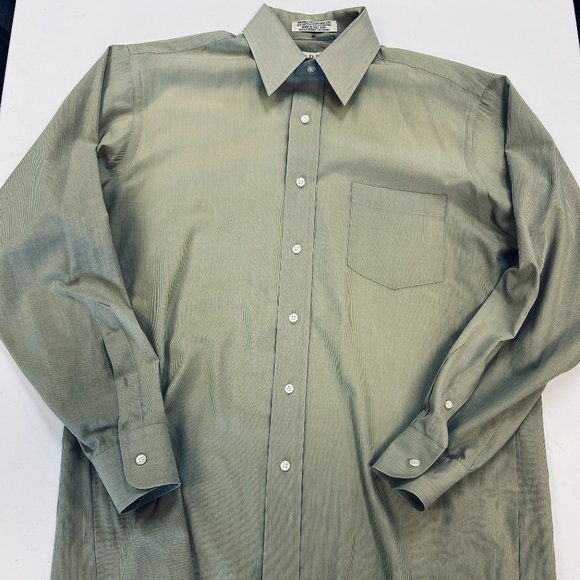 RBM MEN's dress shirt Wrinkle-Free 60% cotton/40% poly 15.5" x 32/33 - Picture 1 of 8